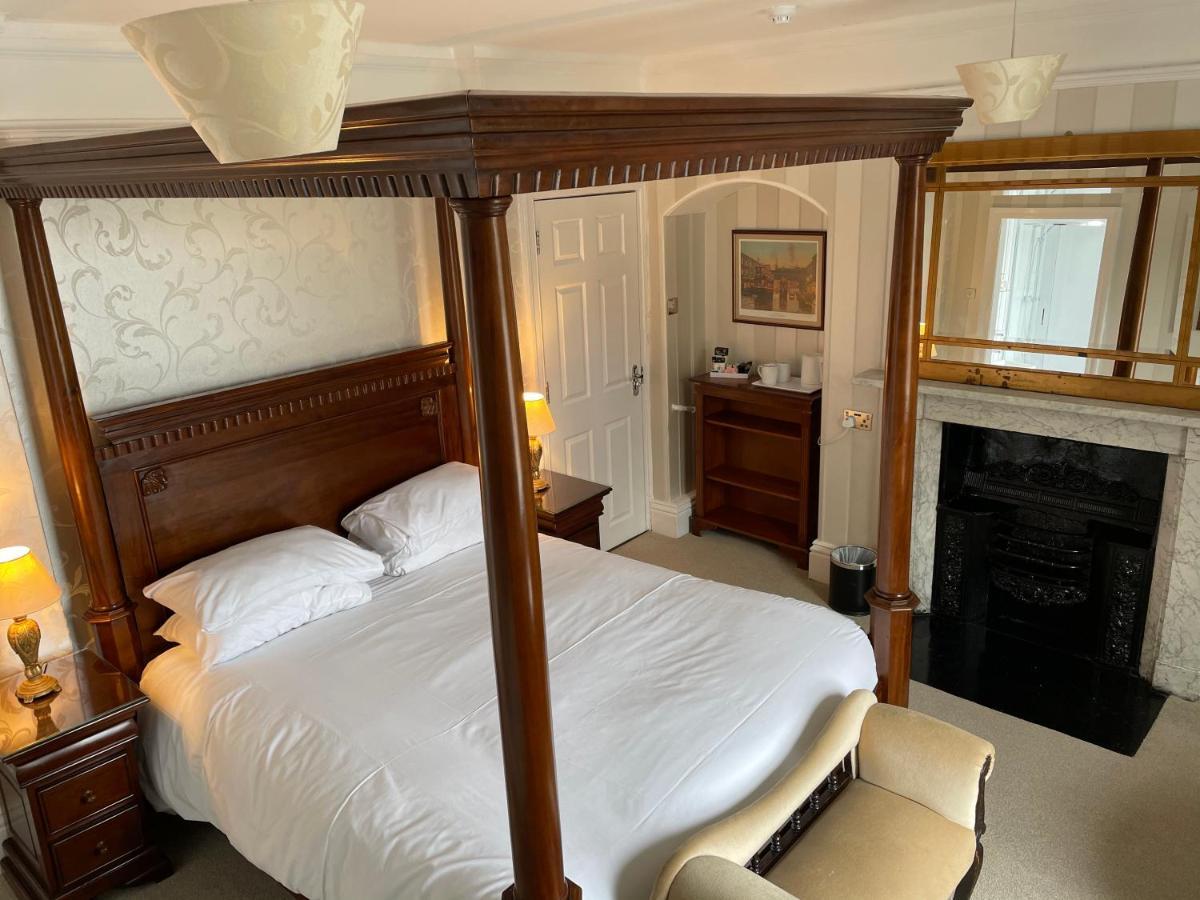 Bed and Breakfast Arundel House à Whitby Extérieur photo